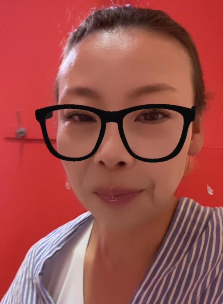 エミ