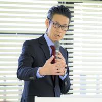 田村 元臣